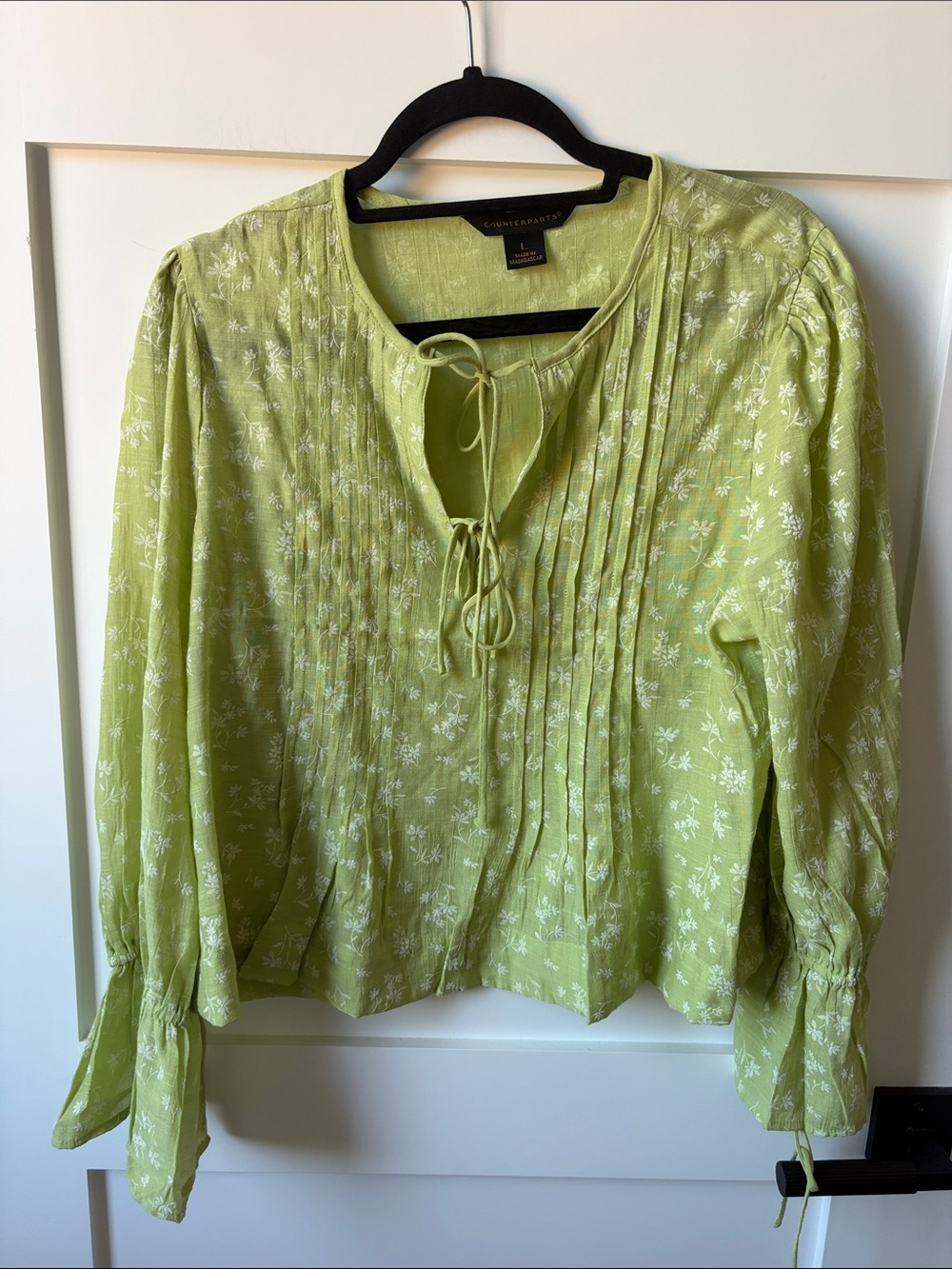 Light Green Floral Tie-Neck Pintuck Blouse